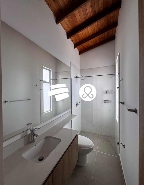 Casa de 3 alcobas en venta en La Ceja, 164 m² · foto 9 de 18