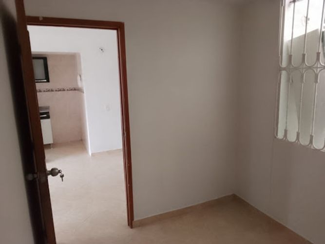 Apartamento de 3 alcobas en venta en Verbenal San Antonio, Bogotá, 46 m² · foto 13 de 24