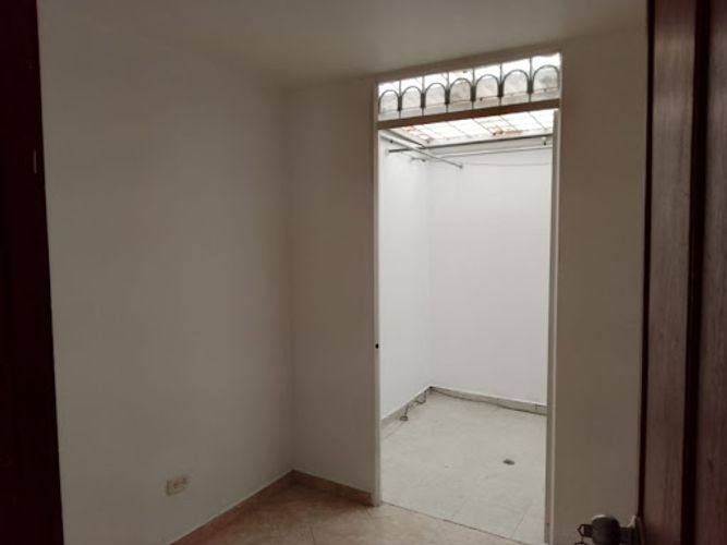 Apartamento de 3 alcobas en venta en Verbenal San Antonio, Bogotá, 46 m² · foto 19 de 24