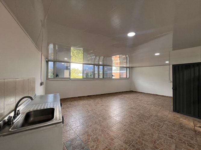 Bodega en arriendo en Monteazul, Sabaneta, 1350 m² · foto 6 de 20