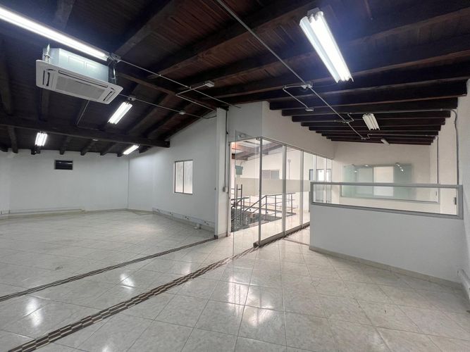 Bodega en arriendo en Monteazul, Sabaneta, 1350 m² · foto 9 de 20