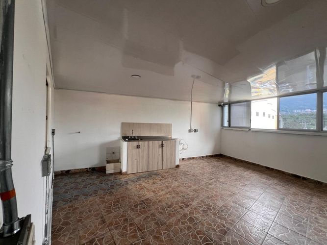 Bodega en arriendo en Monteazul, Sabaneta, 1350 m² · foto 10 de 20