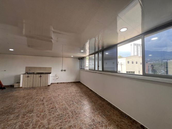 Bodega en arriendo en Monteazul, Sabaneta, 1350 m² · foto 14 de 20