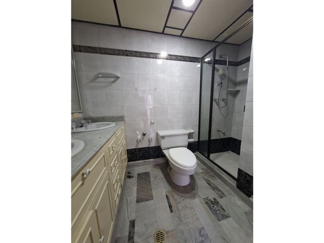 Apartaestudio en venta en Villa Nueva, Medellín, 236 m² · foto 18 de 19