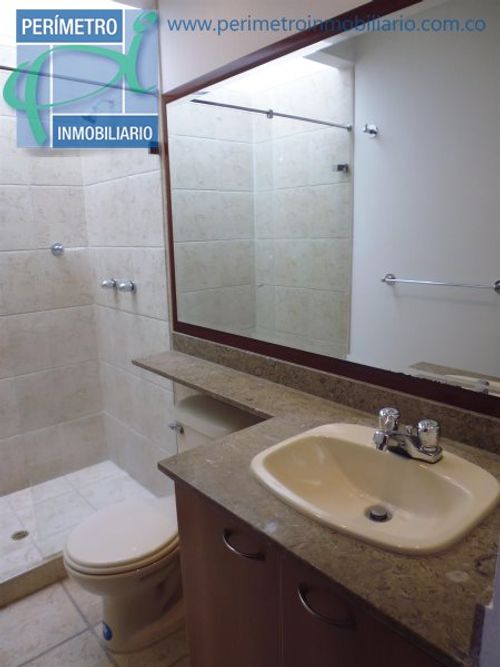 Casa de 3 alcobas en venta en El Tesoro, Medellín, 197 m² · foto 10 de 14
