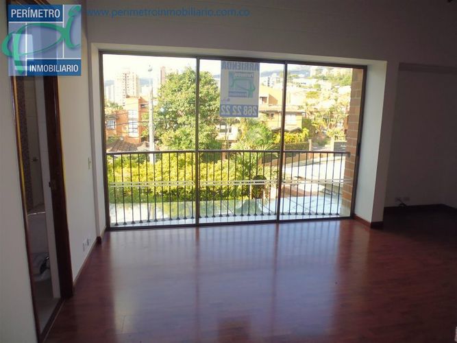 Casa de 3 alcobas en venta en El Tesoro, Medellín, 197 m² · foto 12 de 14
