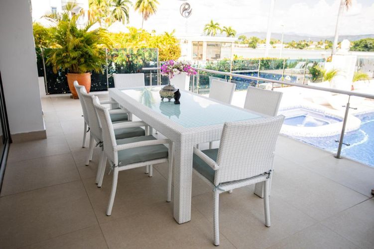 Casa de 6 alcobas en venta en Girardot, Girardot, 850 m² · foto 8 de 24