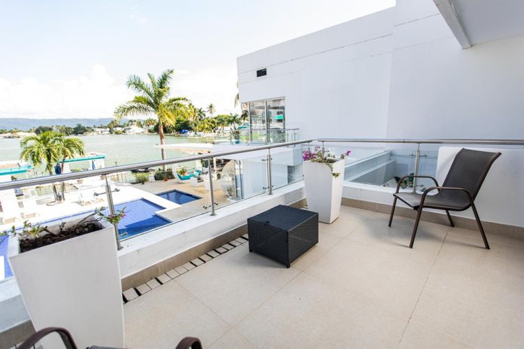 Casa de 6 alcobas en venta en Girardot, Girardot, 850 m² · foto 9 de 24