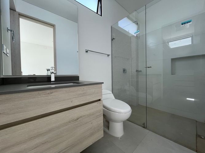Casa de 3 alcobas en venta en Vía El Caimo, Armenia, 181 m² · foto 7 de 20
