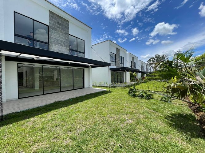 Casa de 3 alcobas en venta en Vía El Caimo, Armenia, 181 m² · foto 20 de 20
