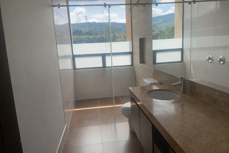 Casa de 3 alcobas en arriendo en Hacienda Fontanar, Chía, 400 m² · foto 6 de 11