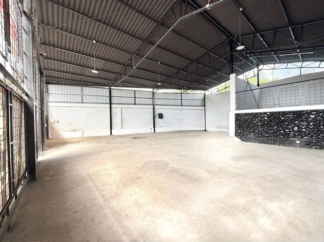 Bodega en arriendo en Cerritos, Pereira, 300 m² · foto 3 de 11