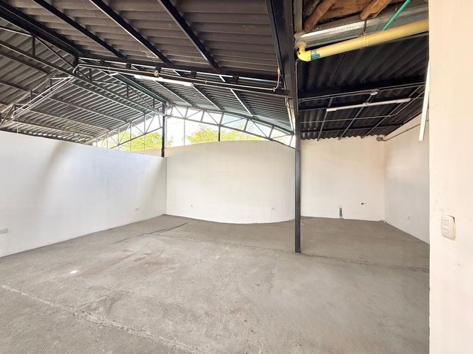 Bodega en arriendo en Cerritos, Pereira, 300 m² · foto 7 de 11