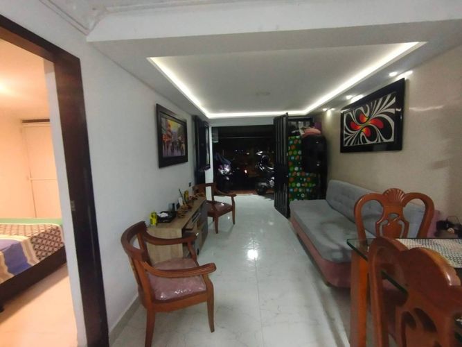 Casa de 6 alcobas en venta en Estoraques I Y Ii, Bucaramanga, 180 m² · foto 3 de 24