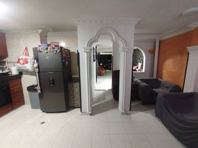 Casa de 6 alcobas en venta en Estoraques I Y Ii, Bucaramanga, 180 m² · foto 10 de 24