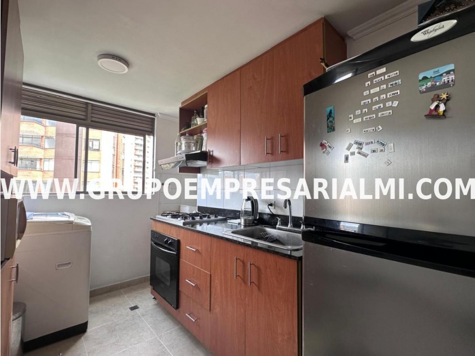 Apartamento en venta en El Poblado, Medellín 3