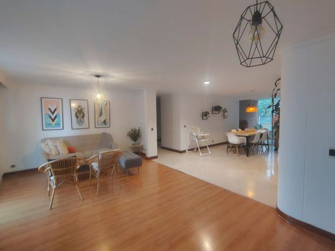 Apartamento de 3 alcobas en arriendo en El Poblado, Medellín, 154 m² · foto 5 de 17