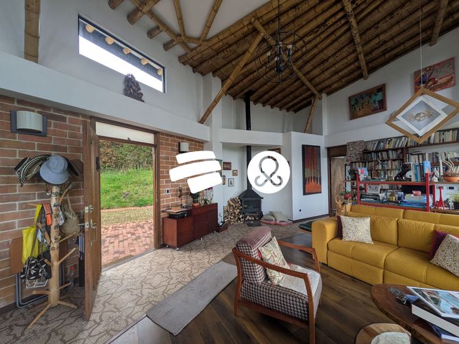 Casa de 3 alcobas en venta en La Violeta, Sopó · foto 2 de 24