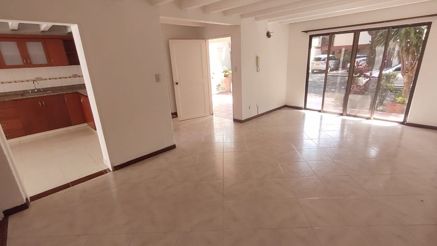 Casa de 3 alcobas en venta en Camino Real, Cali, 130 m² · foto 2 de 17
