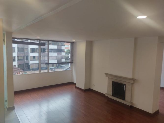 Apartamento en venta en Santa Barbara Central, Bogotá · foto 2 de 24