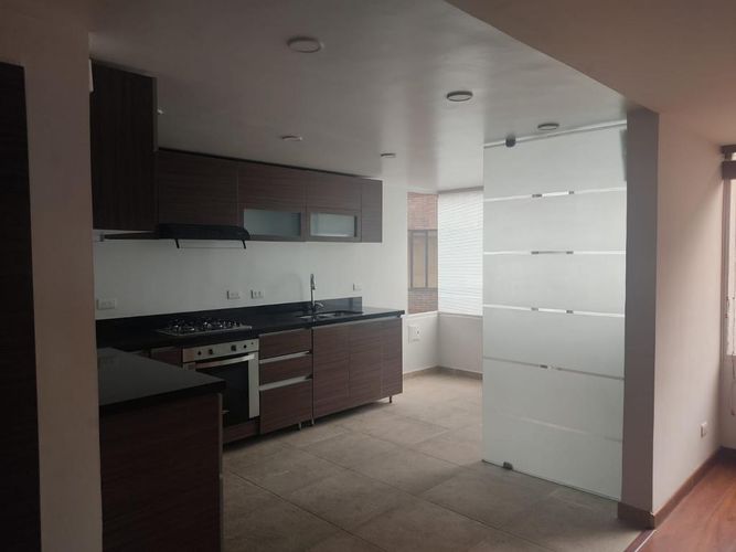 Apartamento en venta en Santa Barbara Central, Bogotá · foto 5 de 24