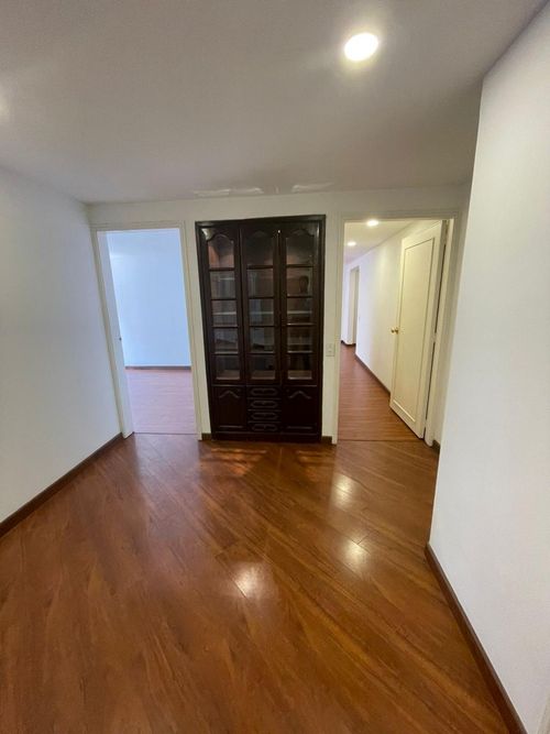 Apartamento en venta en Santa Barbara Central, Bogotá · foto 10 de 24