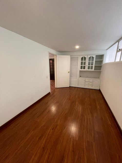 Apartamento en venta en Santa Barbara Central, Bogotá · foto 12 de 24