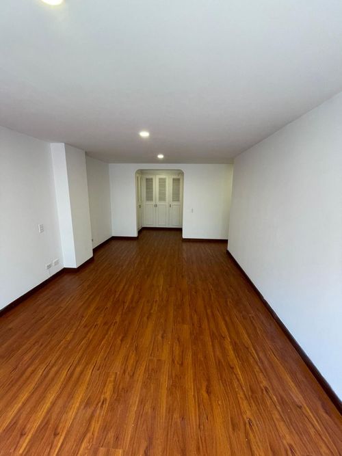 Apartamento en venta en Santa Barbara Central, Bogotá · foto 22 de 24