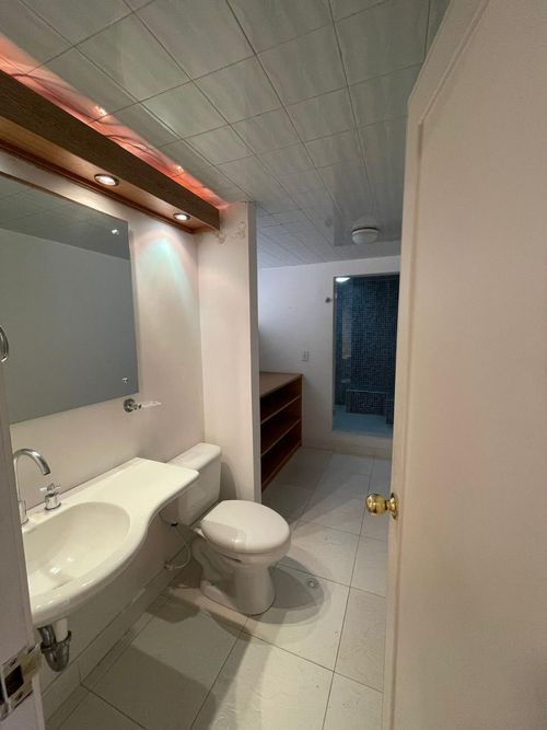 Apartamento en venta en Santa Barbara Central, Bogotá · foto 23 de 24