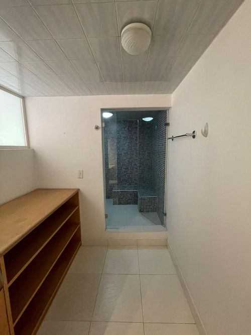 Apartamento en venta en Santa Barbara Central, Bogotá · foto 24 de 24