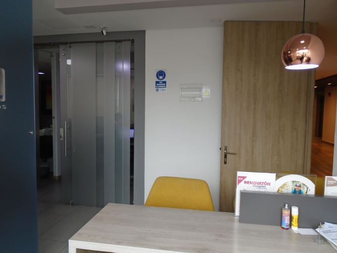 Oficina en arriendo en Los Alpes, Pereira, 70 m² · foto 2 de 14