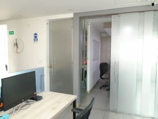 Oficina en arriendo en Los Alpes, Pereira, 70 m² · foto 4 de 14