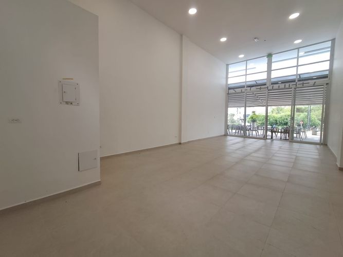 Local en arriendo en Cr. Tacuara, Dosquebradas, 60 m² · foto 2 de 8
