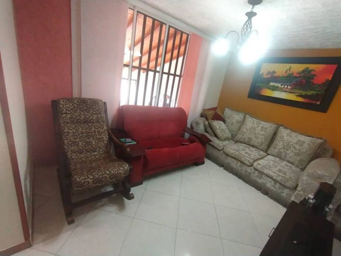 Casa de 6 alcobas en venta en Urbanizacion Diamante Ii Etapa, Bucaramanga, 190 m² · foto 6 de 24