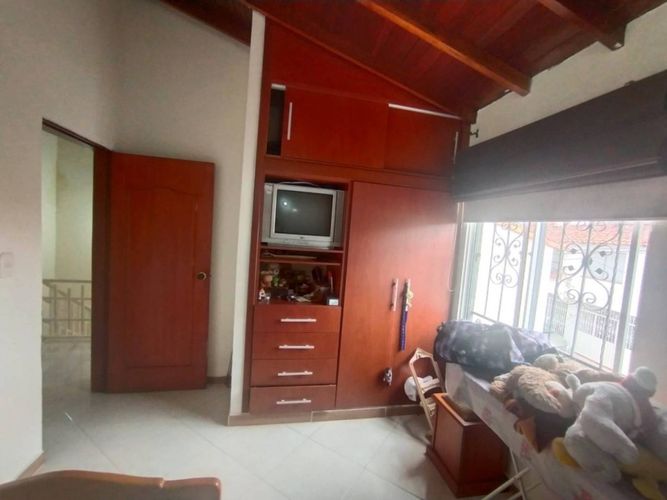 Casa de 6 alcobas en venta en Urbanizacion Diamante Ii Etapa, Bucaramanga, 190 m² · foto 20 de 24