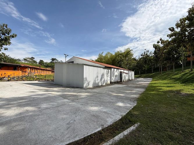 Bodega en arriendo en Cerritos, Pereira, 600 m² · foto 2 de 11