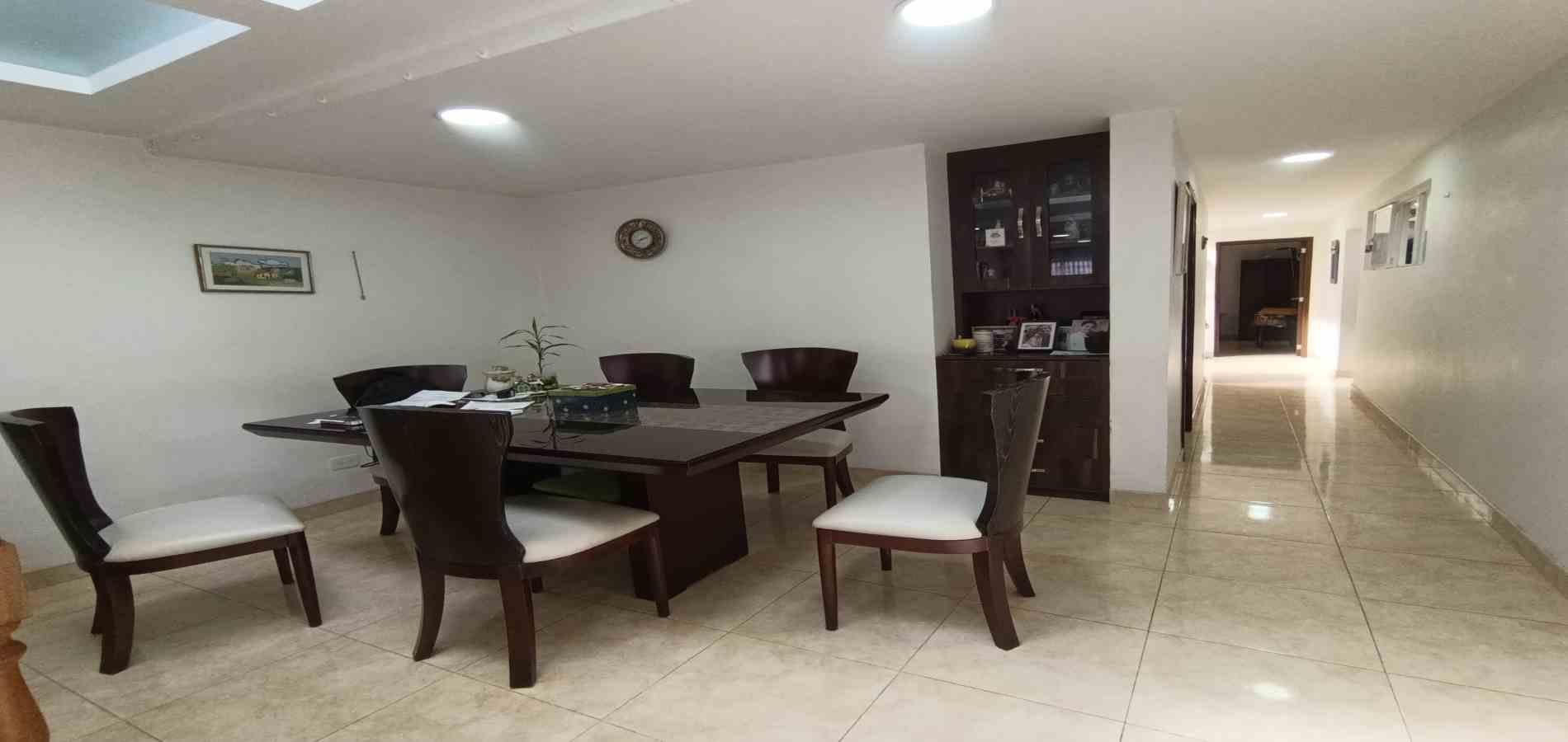 Casa en venta en Chipre, Manizales · foto 4 de 18