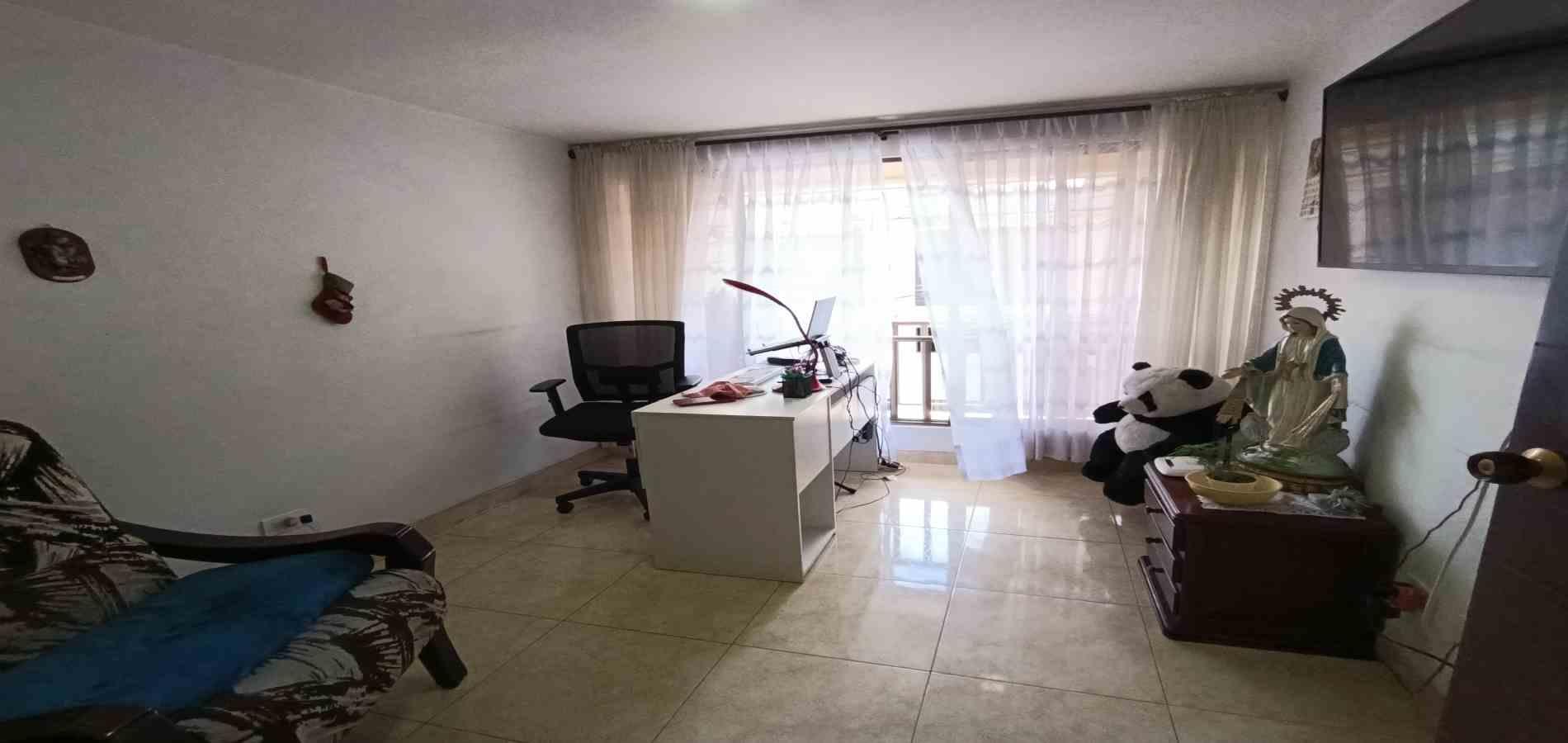 Casa en venta en Chipre, Manizales · foto 6 de 18