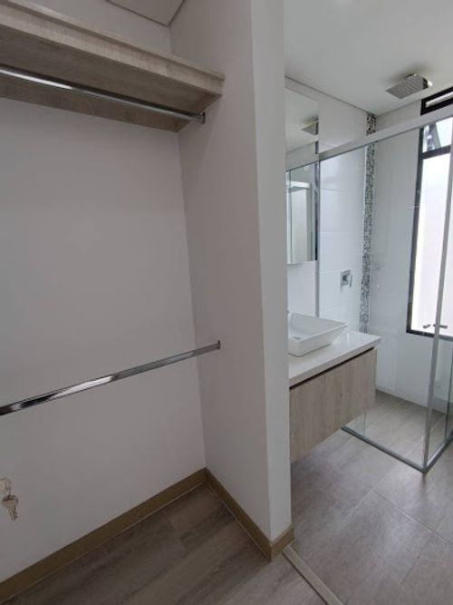 Apartamento de 2 alcobas en arriendo en Camino Verde, Envigado, 82 m² · foto 12 de 18