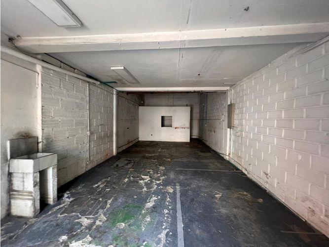 Bodega en arriendo en Cristo Rey, Medellín, 55 m² · foto 4 de 8