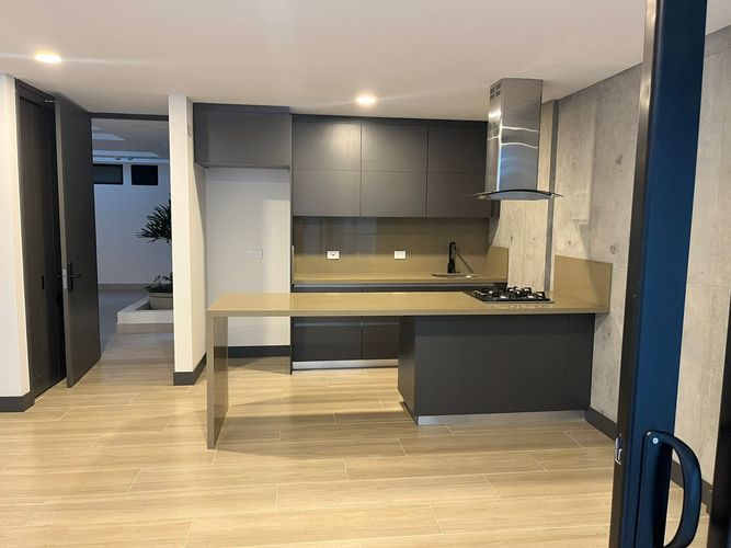 Apartamento de 1 alcoba en venta en Bellavista, Cali, 62 m² · foto 7 de 19