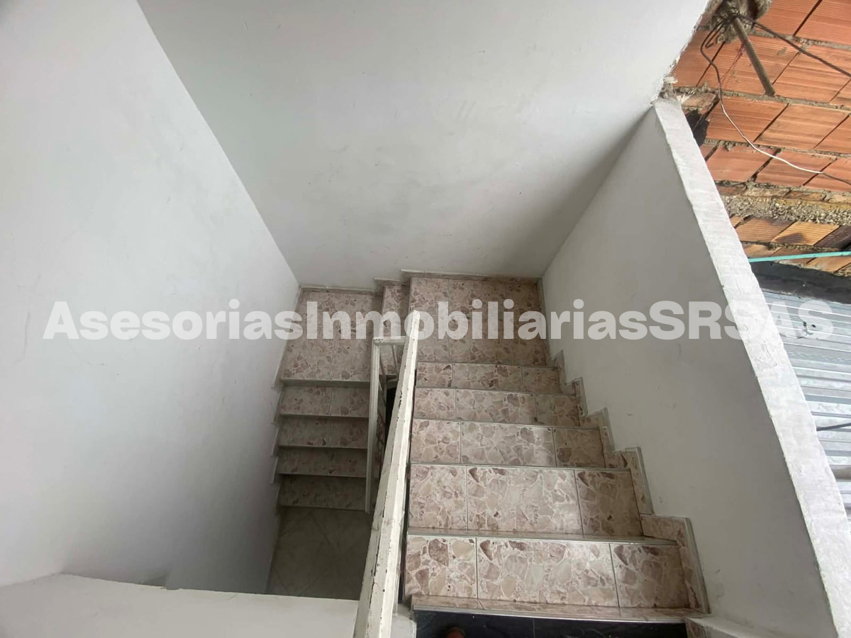Casa en venta en Abraham Lincoln, Bogotá · foto 10 de 16