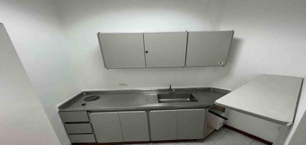 Local en arriendo en Cambulos, Pereira, 103 m² · foto 13 de 13