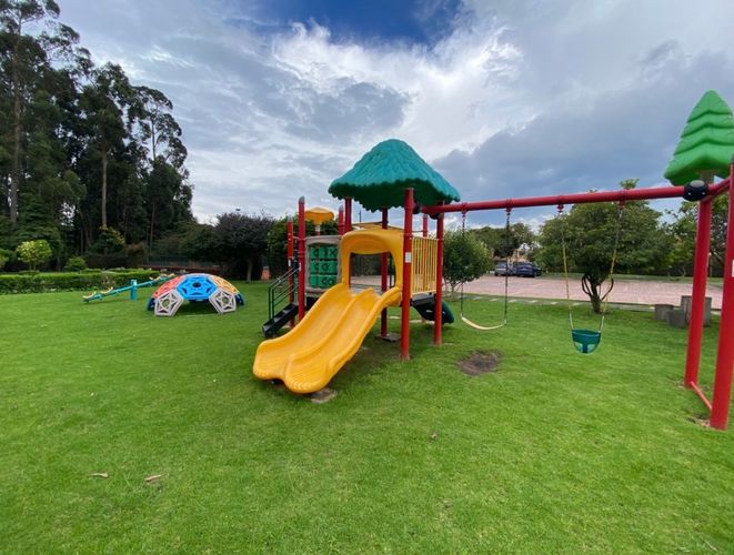 Casa de 4 alcobas en venta en Ub Senderos De Chia, Cajicá, 284 m² · foto 15 de 20