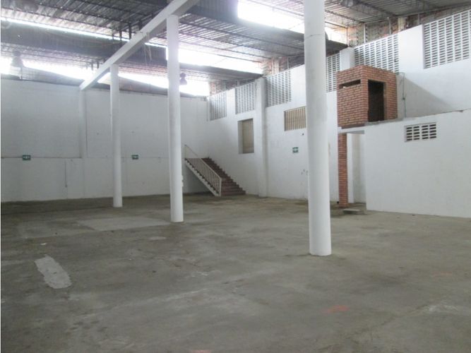 Bodega en venta en Comuneros, Bucaramanga, 650 m² · foto 6 de 22
