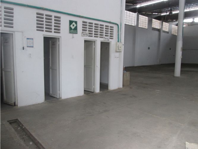 Bodega en venta en Comuneros, Bucaramanga, 650 m² · foto 10 de 22