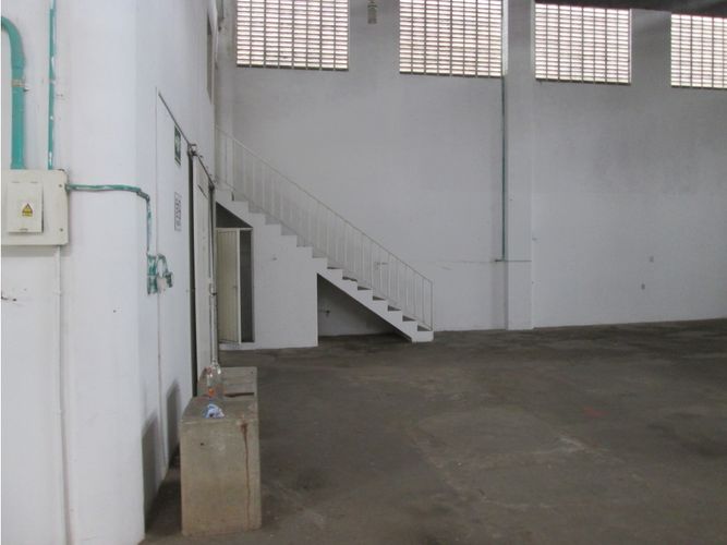 Bodega en venta en Comuneros, Bucaramanga, 650 m² · foto 11 de 22