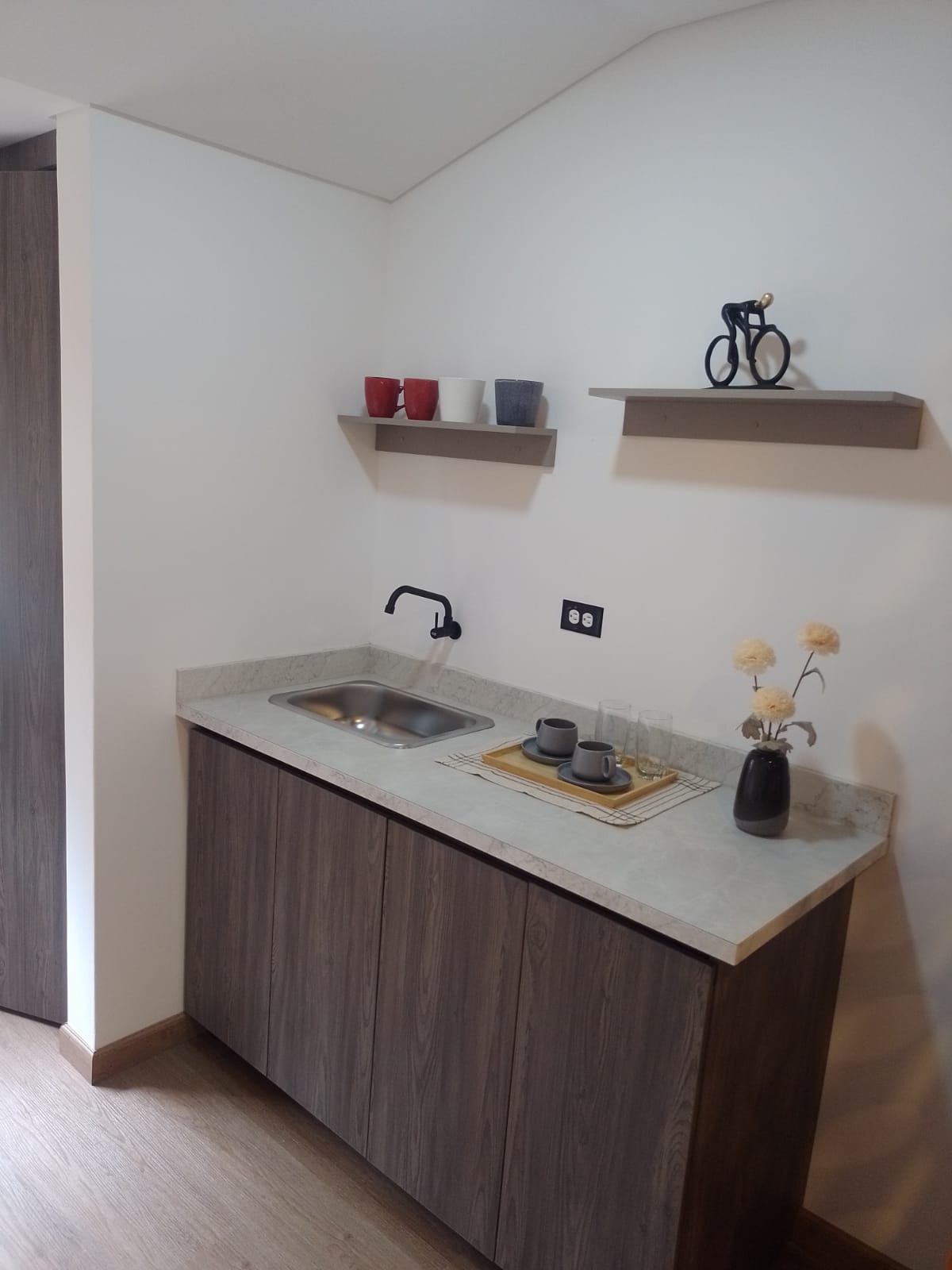 Casa en venta en Quinta Paredes, Bogotá · foto 2 de 20