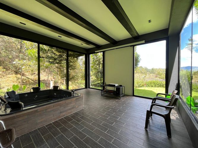 Casa de 4 alcobas en venta en Lejos Del Nido, El Retiro · foto 11 de 24