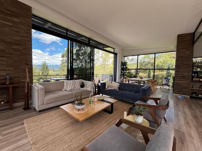 Casa de 4 alcobas en venta en Lejos Del Nido, El Retiro · foto 12 de 24
